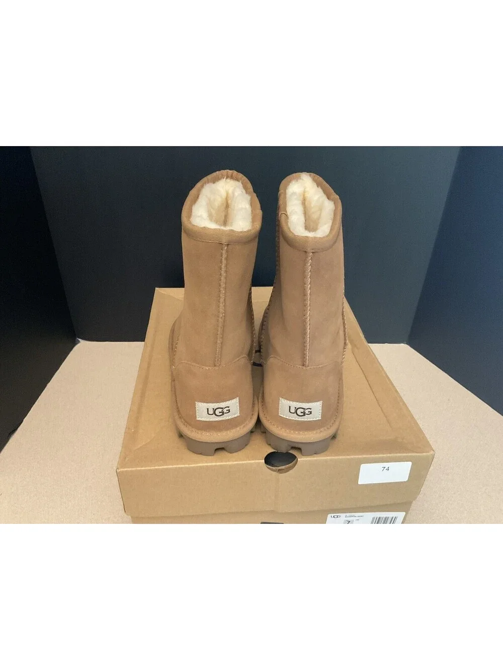 UGG new womens
